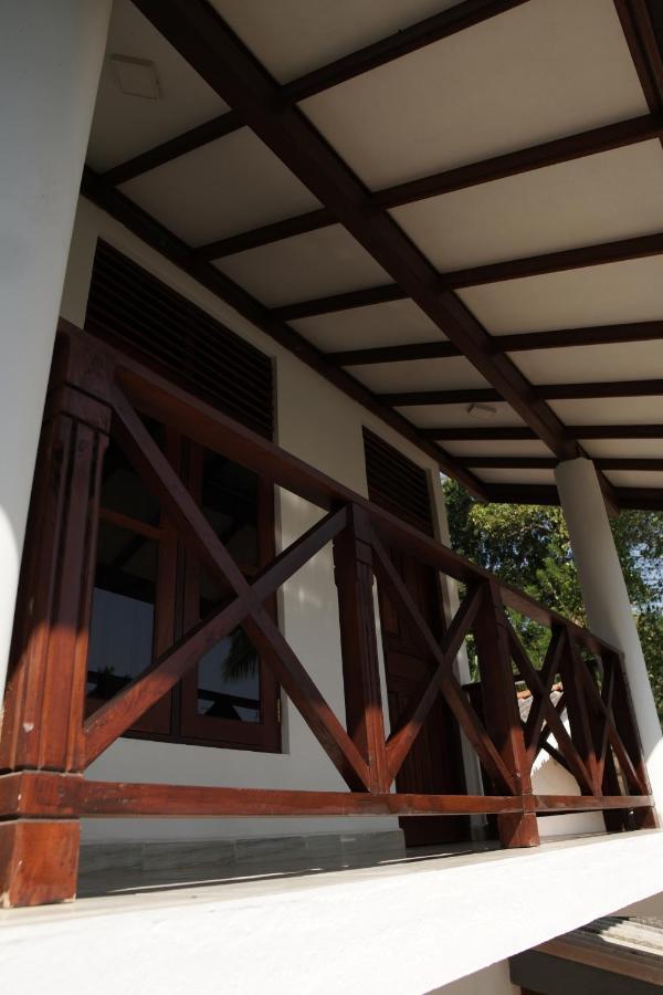 Surf Nest Hiriketiya Dickwella Exterior foto